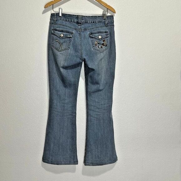 Jou Jou Women's Flared Bottom Jeans Print Embroidered Floral 11/12 Boho, Hippie - Picture 4 of 16